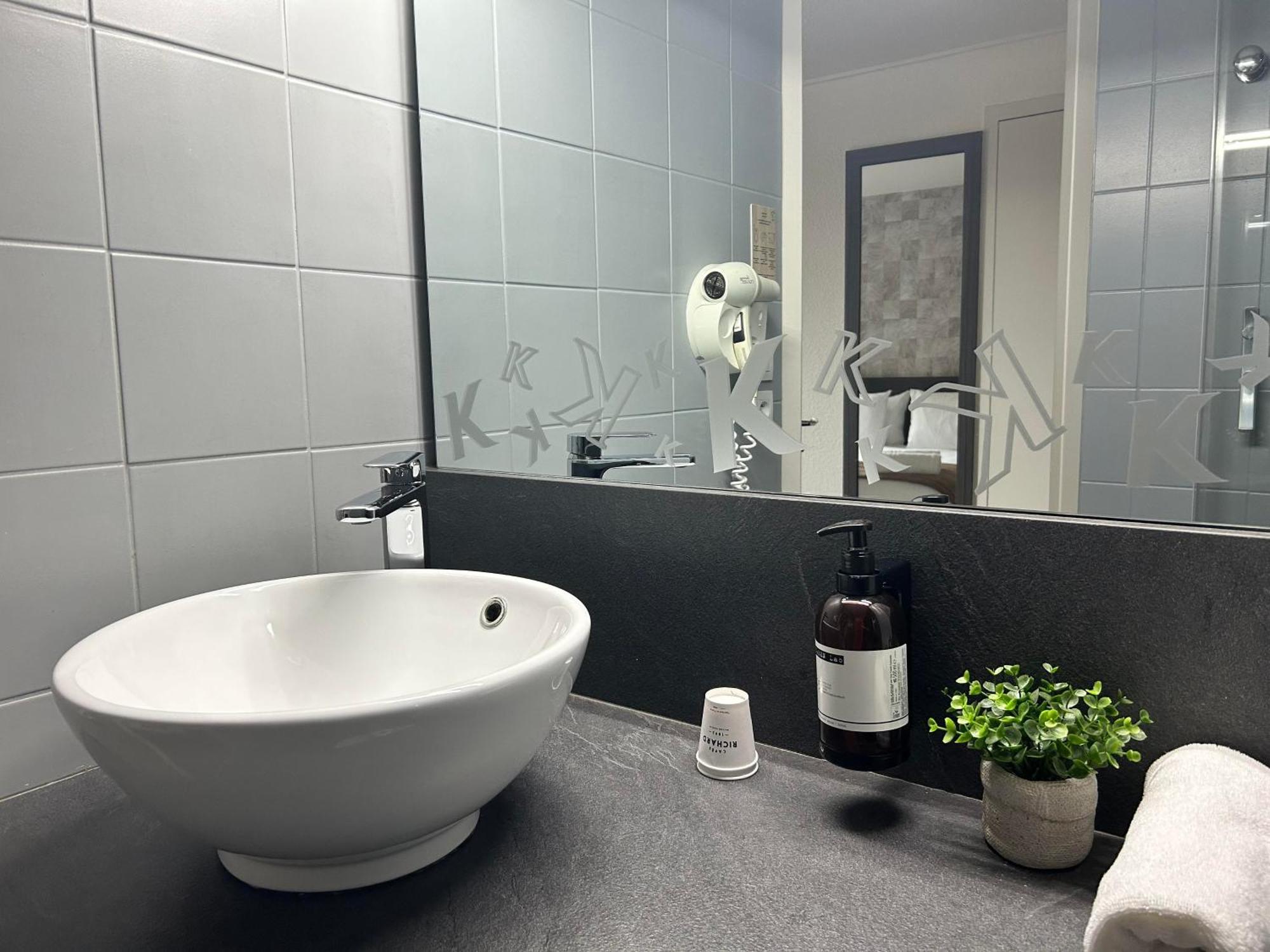 Kyriad Saint Brieuc - Hotel
