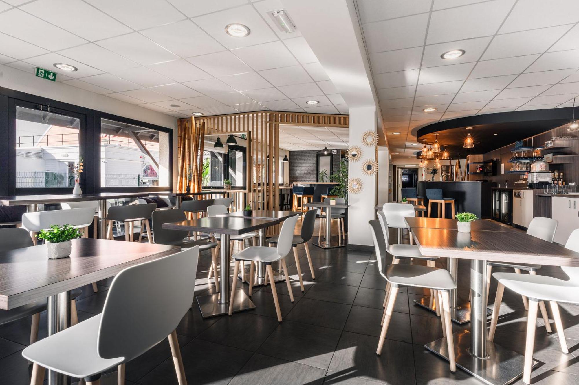 Kyriad Saint Brieuc - Hotel
